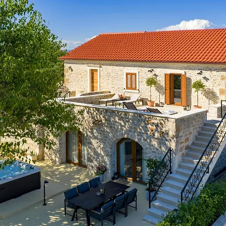 Filindvor Villa *